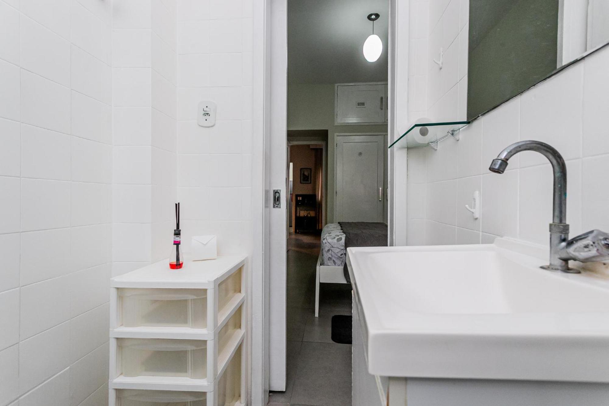 Residencial Copacabana - Silencioso E Acolhedor